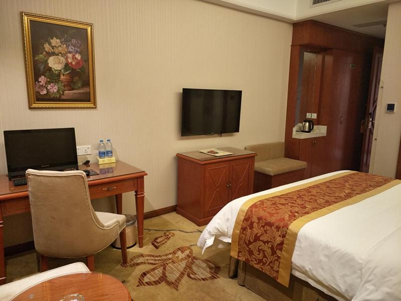 Vienna Classic Hotel Kongtong Avenue Pingliang Extérieur photo
